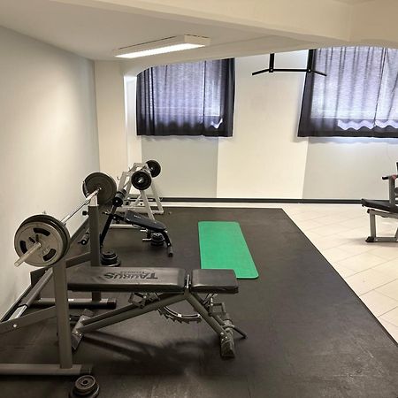 Meos 3 -Zentrum-Hofblick-Gym-Netflix Leipzig Buitenkant foto